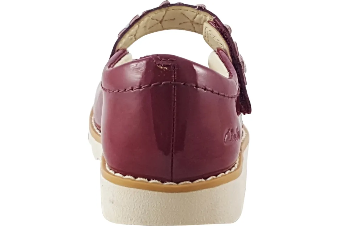 Clarks Velcro | Girls First Shoes<Crown Petal T Girls Leather Patent First Shoes